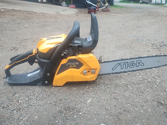 Moottorisaha todella vähän käytetty