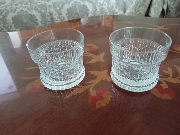 2 Iittala lasia