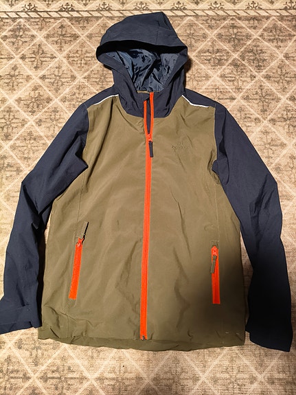 Poikien Catmandoo välikausitakki 164cm