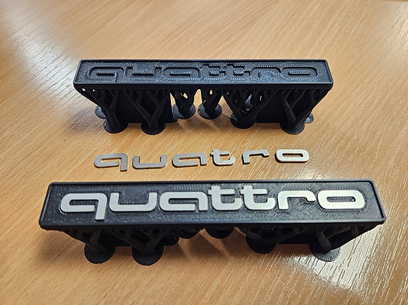 Audi 100 200 C3 Quattro logo merkki
