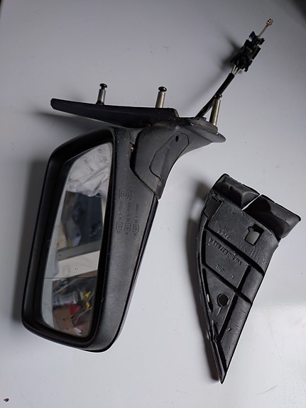 Vw Golf 3 - (1992-1999) Sivupeili (vasen)