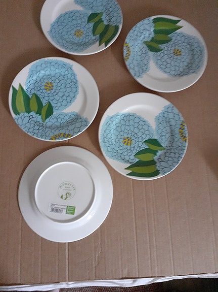 Primavera lautaset