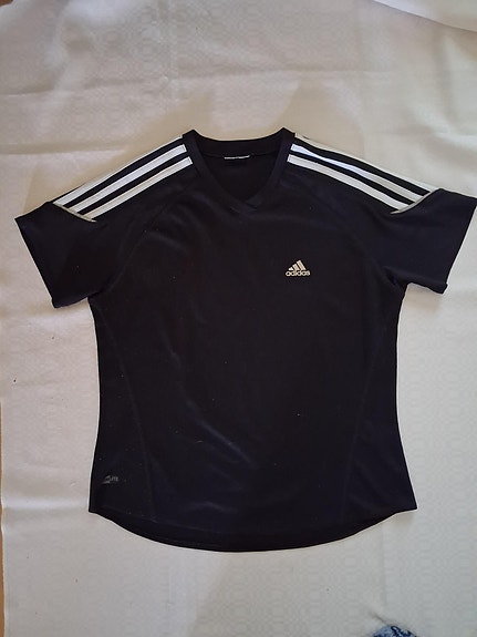 Adidas tekninen t-paita, naisten koko S