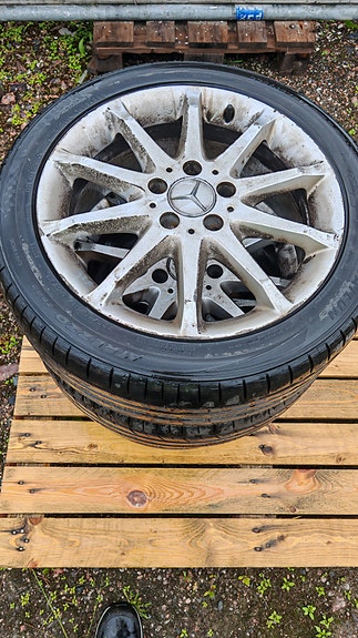 Mercedes-Benz 17" vanteet+ renkaat