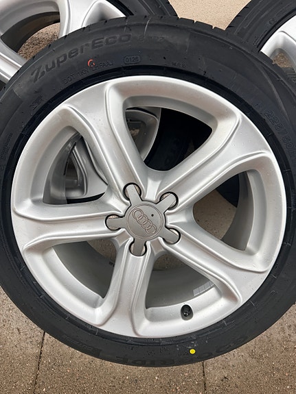 Audiin uudet kesärenkaat vanteilla 17”