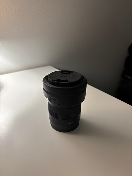 Sigma F2.8 18-50 Sony E-mount