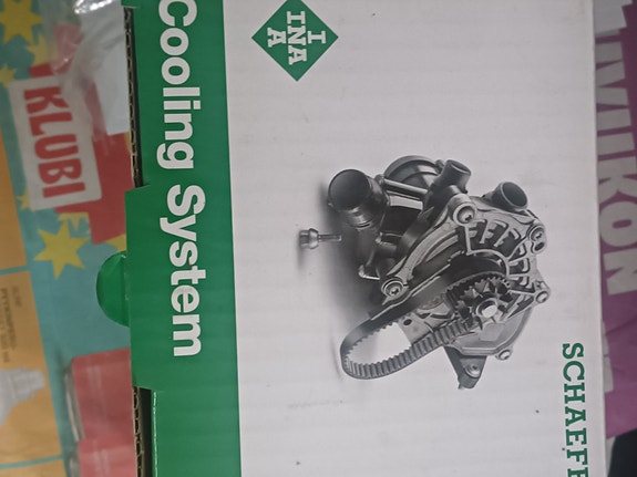 Renault vesipumppu / jäähdytysjärjestelmän osa INA 538039810