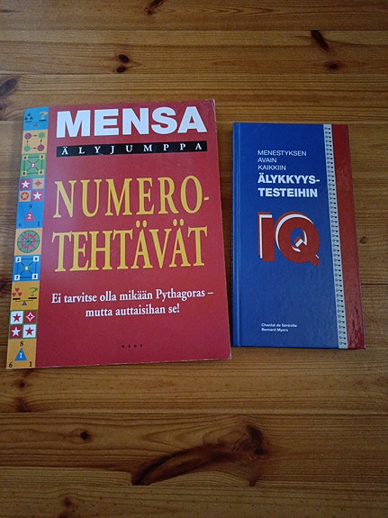 Mensa älyjumppa ja menestyksen avain - kirjat