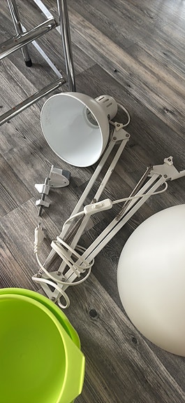 Ikea-pöytälamppu