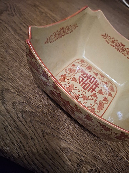 Iso kulho