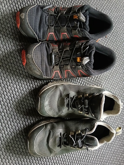Annetaan kuvan kengät. Salomon ja Everest