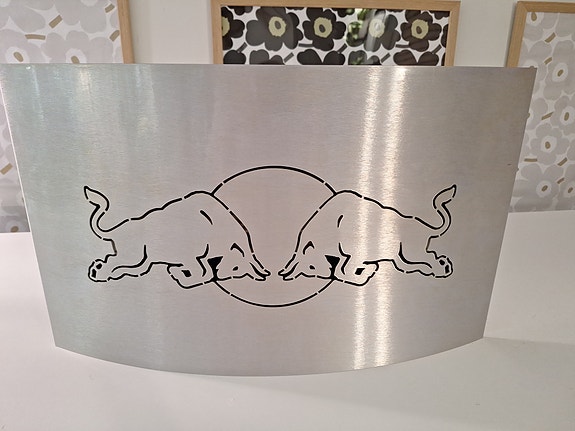 Red bull valaisin