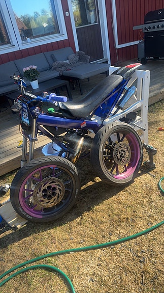 Derbi osia
