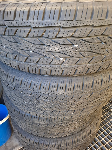 CONTINENTAL Conti Cross contact Lx 2 255/65 R18