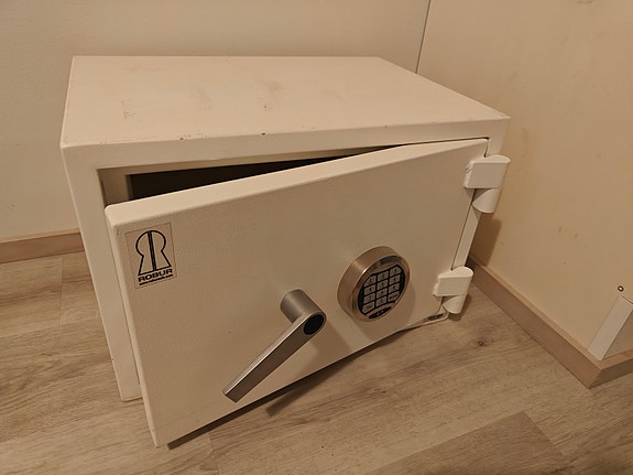 Product image 3 of 8