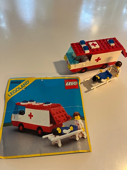 Lego 6688 Ambulanssi -setti