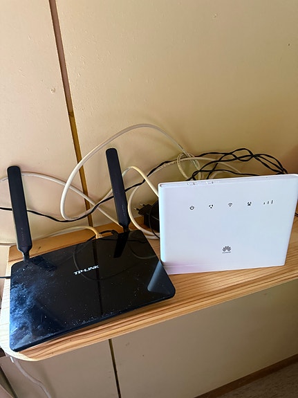 TP-Link ja Huawei reitittimet
