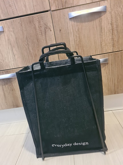 Everyday design Helsinki lehtiteline ja juuttkassi