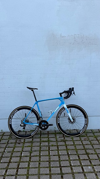 KTM Revelator Sky DMP – SRAM Red eTap – Carbon Wheels – 8.2 kg 181-195cm