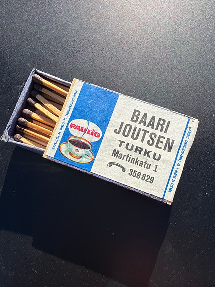 Vanha tulitikkurasia Baari Joutsen Turku