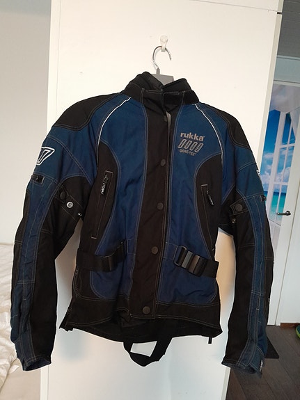 Rukka Goretex naisten ajotakki, koko 40.