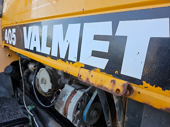 Valmet 305/405 varaosia halutaan ostaa