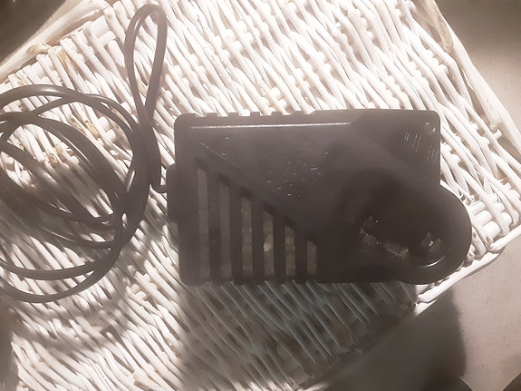 Bosch GSR 9,6 VE-2  porakone laturi