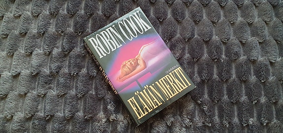 ROBIN COOK kirja Elämän merkit