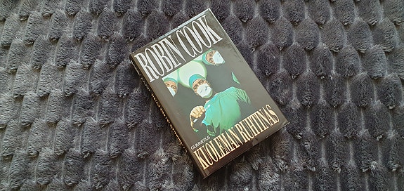 ROBIN COOK kirja Kuoleman ruhtinas