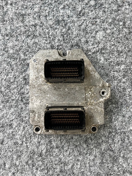 Saab 9-3 1.8i 2005 moottorinohjainyksikkö ECU FGP 55 355 292