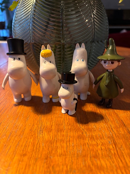 Muumit ja Nuuskamuikkunen muovifiguurit