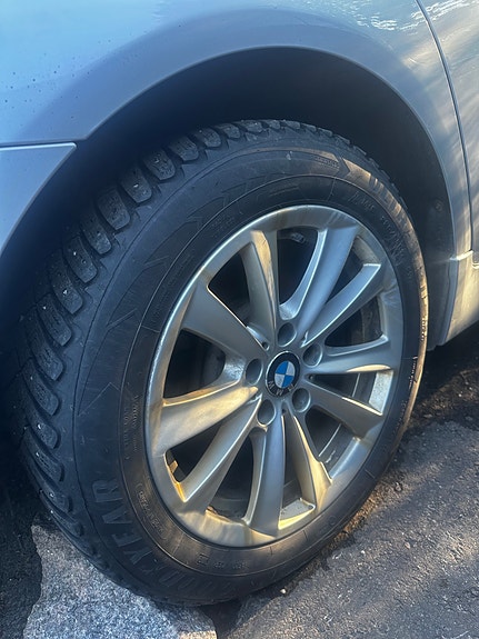 Bmw renkaat vanteineen