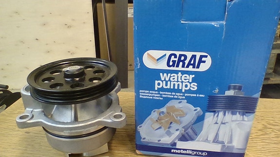 Graf vesipumppu, Ford.