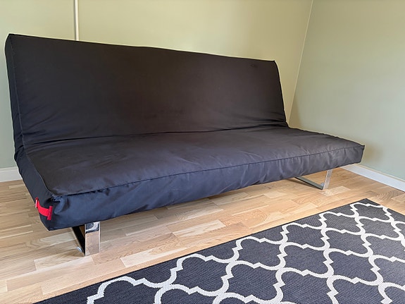 Innovation futon vuodesohva