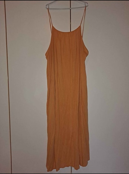 Naisten maxi mekko koko xl  väri oranssi