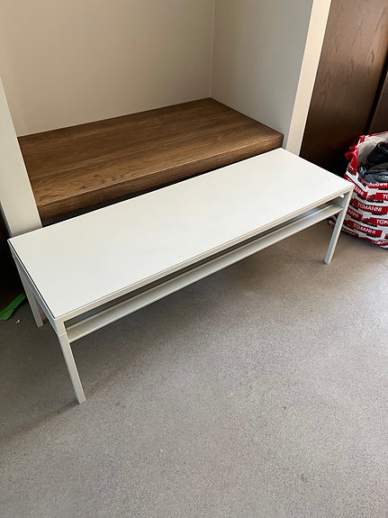 Ikea TV-taso