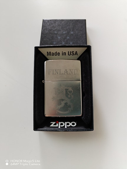 Zippo Suomileijona