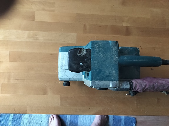 Nauhahiomakone Makita 9404