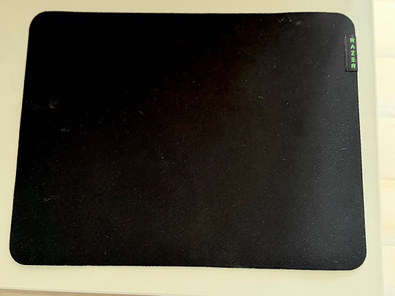 Razer musta hiirimatto