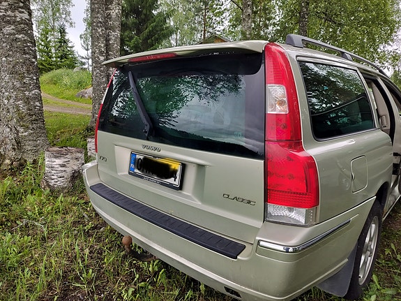 Volvo V70 osia.