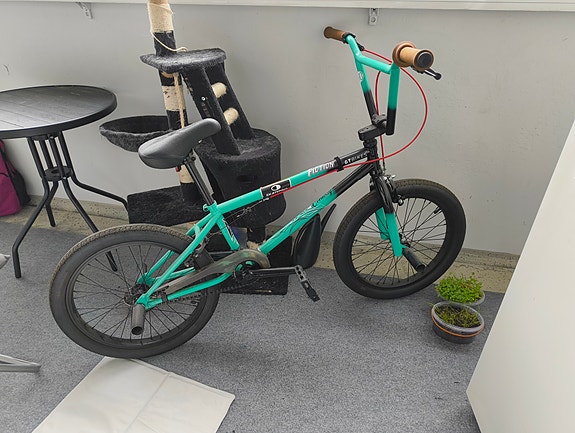 BMX temppu pyörä