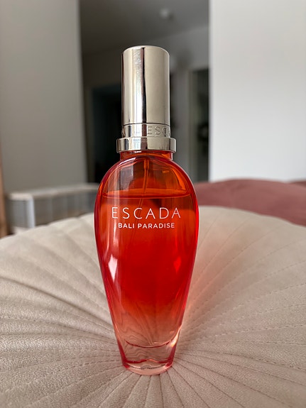 Escada Bali paradise hajuvesi