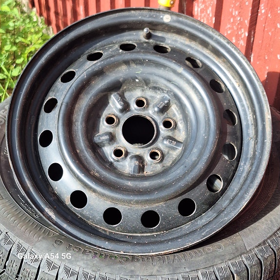 Toyota Avensis -01 peltivanne 1 kpl 15"
