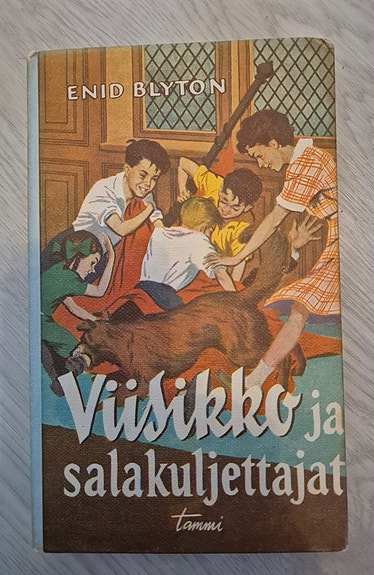 Enid Blyton : Viisikko ja salakuljettajat