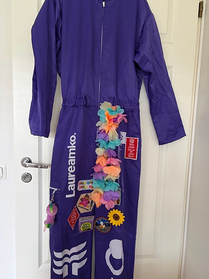 Laurea-AMK haalarit terveydenhoitaja-linja
