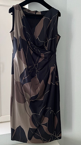 Max Mara vuorillinen puuvillamekko näyttävällä kuosilla, koko M