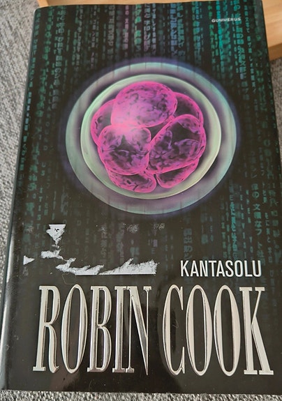 Robin Cook Kantasolu kirja
