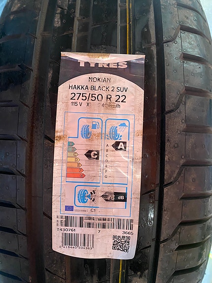 Kesärenkaat Nokia 275/50-22 uusi ajamaton sarja h.600e