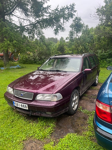 Volvo V70 2.0T 1999 osina