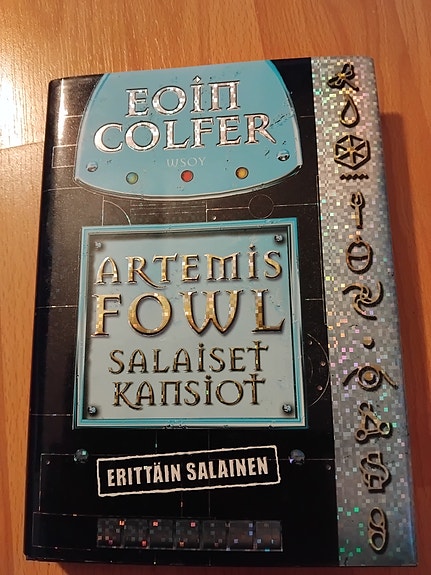 Eoin Colfer - Artemis Fowl - Salaiset kansiot